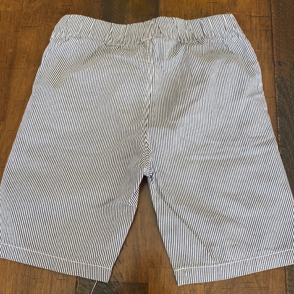 H&M Shorts - Picture 4 of 6